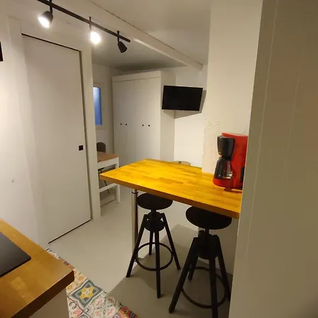 Apartament Арона